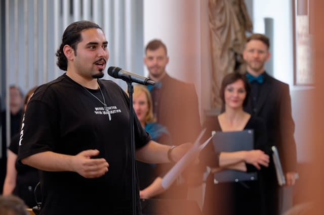 Wir müssen reden! LPO meets The Poetry Project